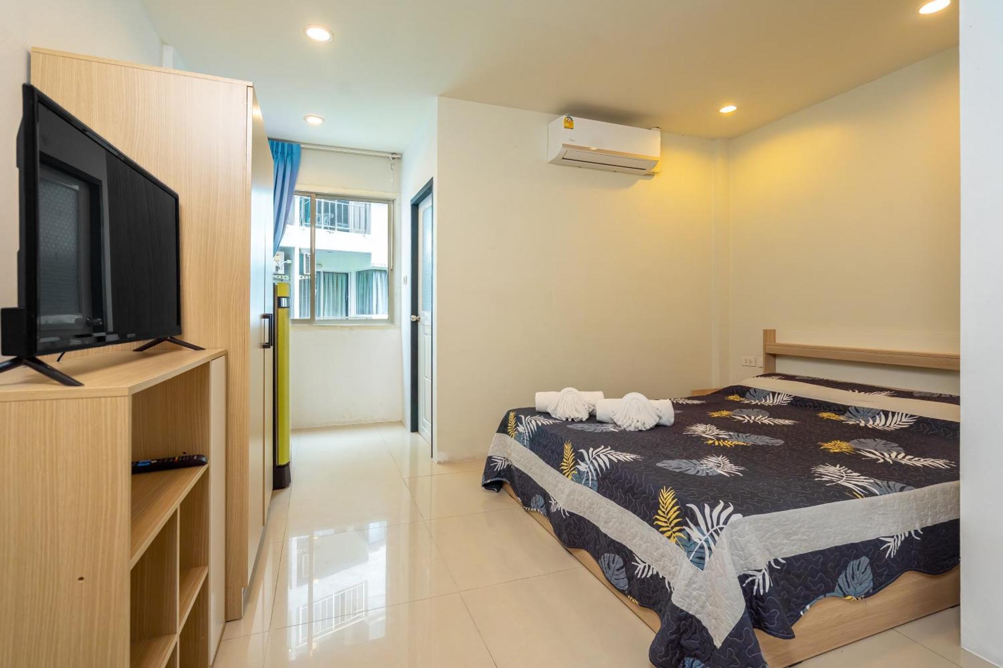 Nice To Meat You Rooms Patong Exterior foto