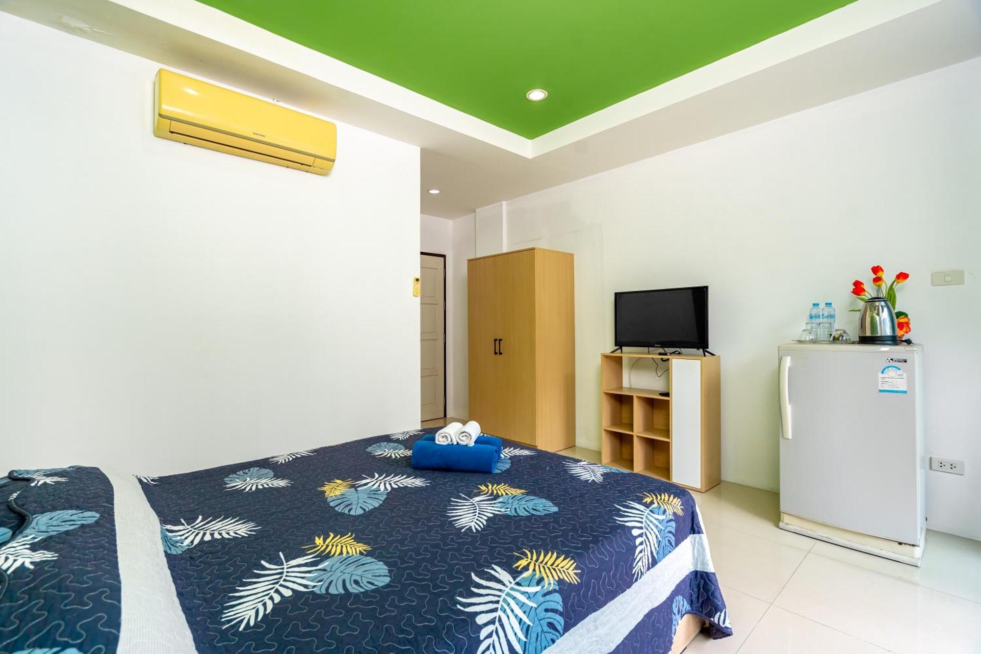 Nice To Meat You Rooms Patong Exterior foto