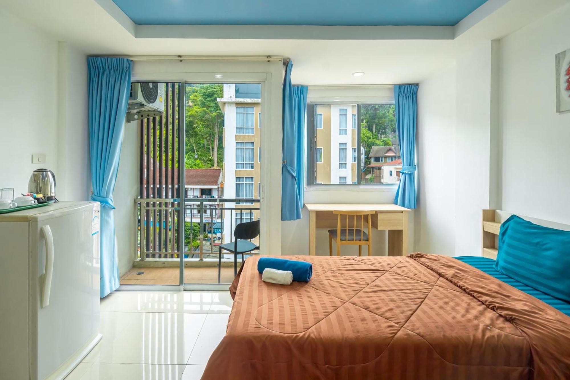 Nice To Meat You Rooms Patong Exterior foto